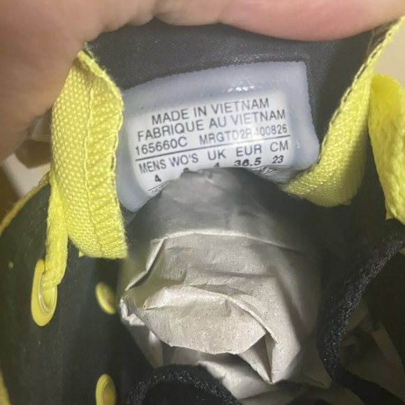 OPI Converse - Picture 9 of 9